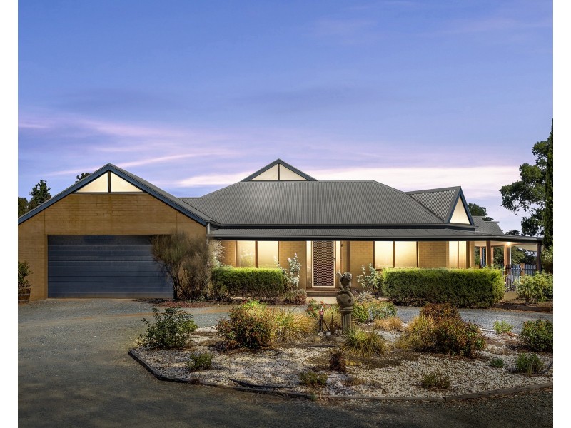 15 Pambula Court, Echuca VIC 3564