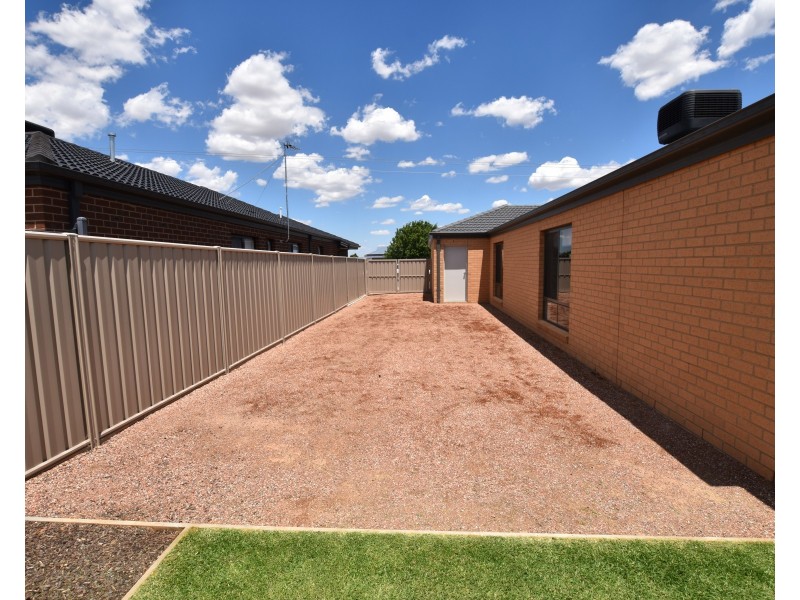 64 McSwain Road, Echuca VIC 3564