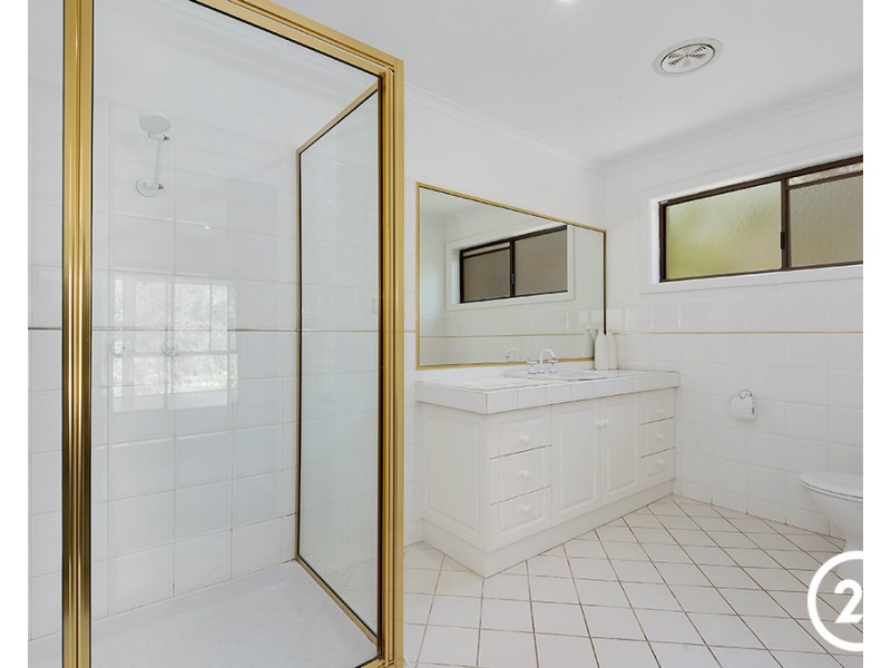 11 Maidensmith Drive, Moama NSW 2731