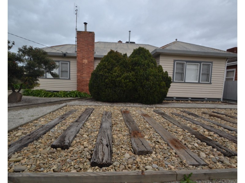 57 Hovell Street, Echuca VIC 3564