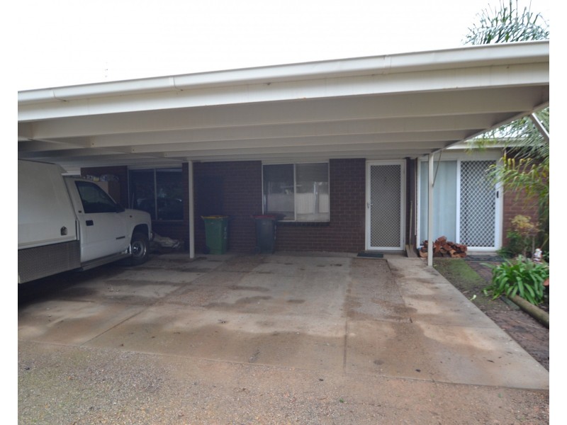 2/6 Roberts Lane, Echuca VIC 3564