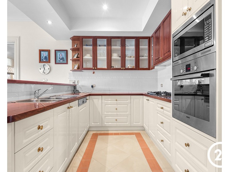 19  Crofton Street, Echuca VIC 3564