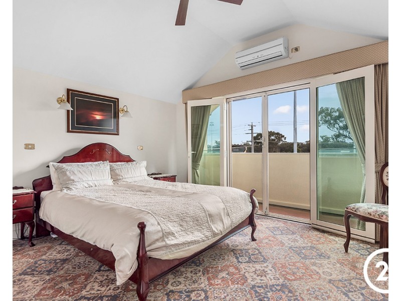 19  Crofton Street, Echuca VIC 3564