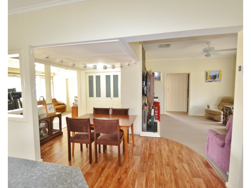 6 Council Street, Moama NSW 2731