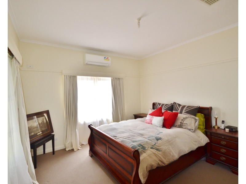 6 Council Street, Moama NSW 2731