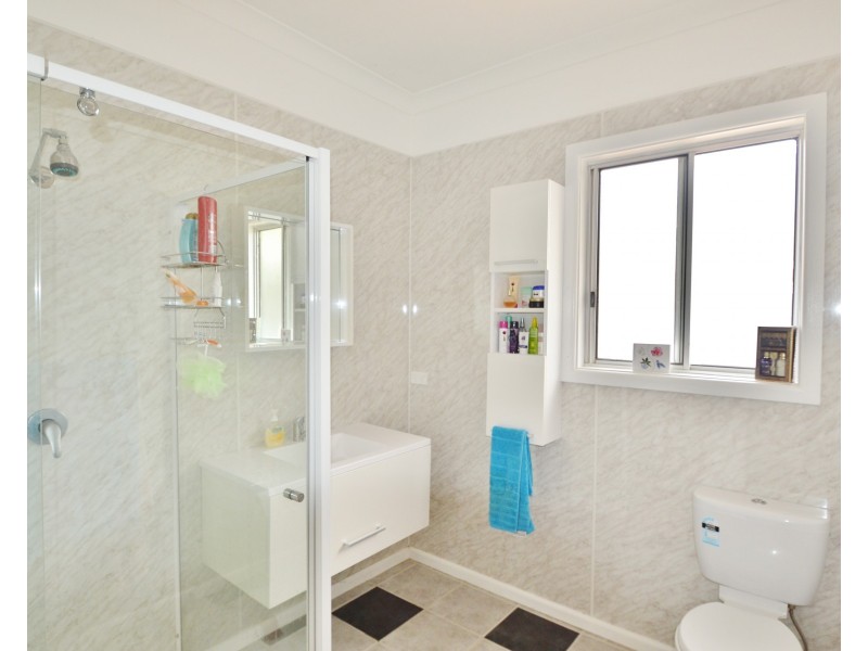 6 Council Street, Moama NSW 2731