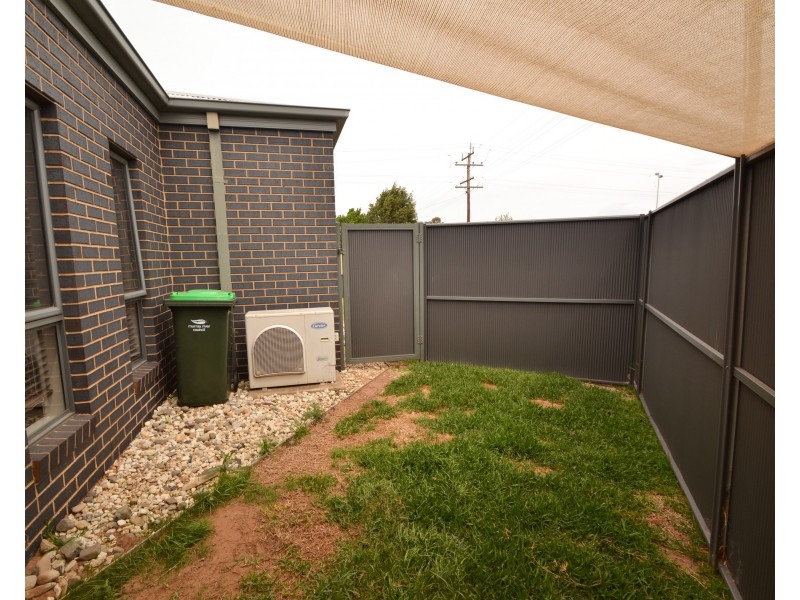 1/1 Jacana Avenue, Moama NSW 2731