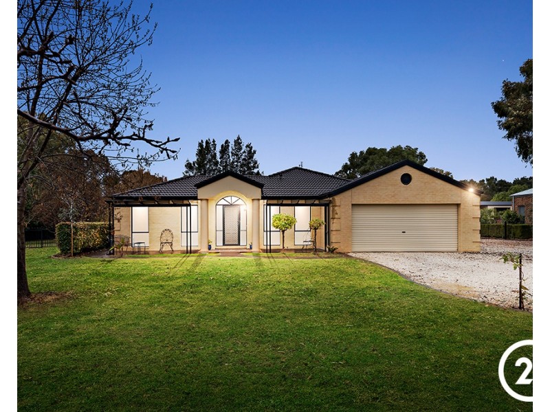 4 Hollara Drive, Moama NSW 2731