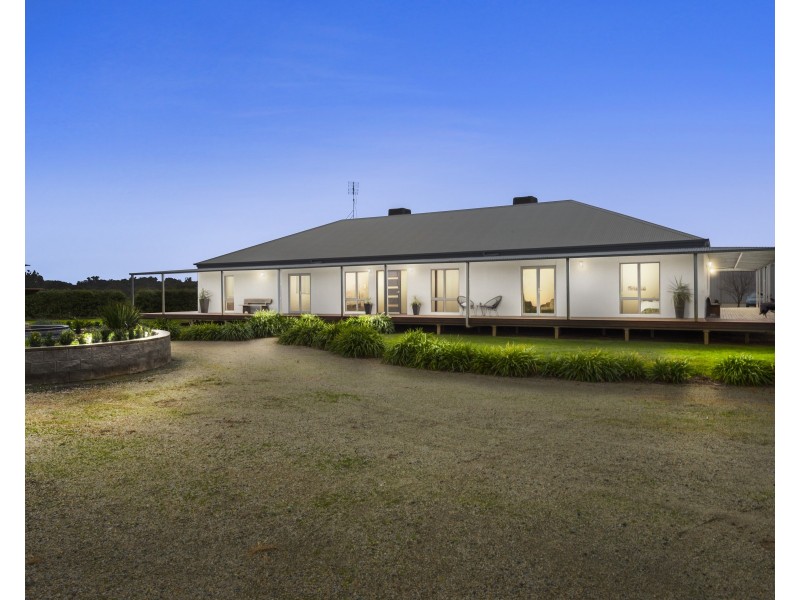 86 Casey Road, Echuca VIC 3564