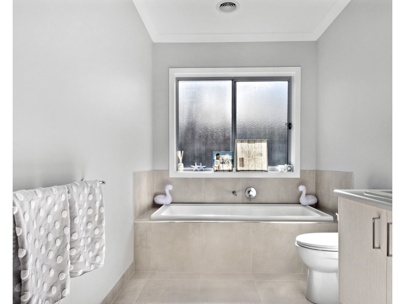 22 Sunset Avenue, Echuca VIC 3564