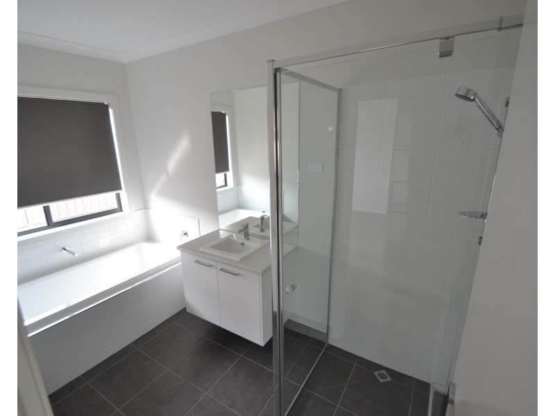 30 Yakoa Natya Avenue, Echuca VIC 3564