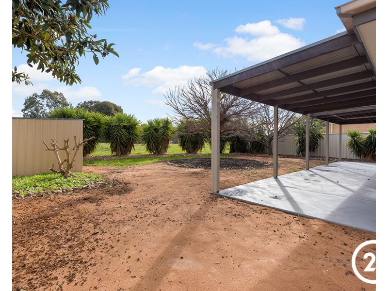 7 Kingfisher Drive West, Moama NSW 2731