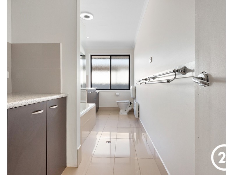 22 Porter Street, Moama NSW 2731