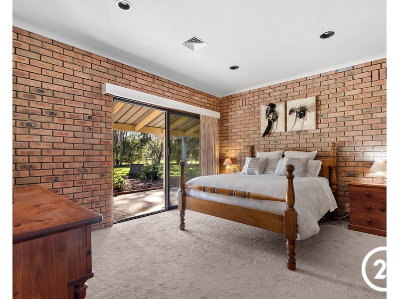 148 River Avenue, Echuca VIC 3564