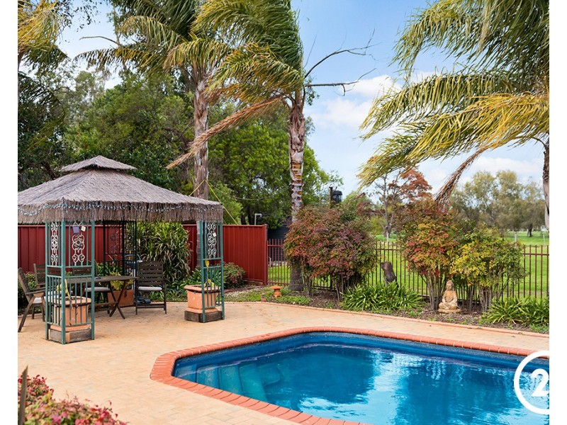 148 River Avenue, Echuca VIC 3564