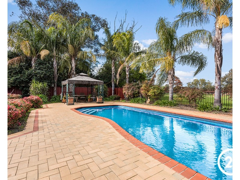 148 River Avenue, Echuca VIC 3564