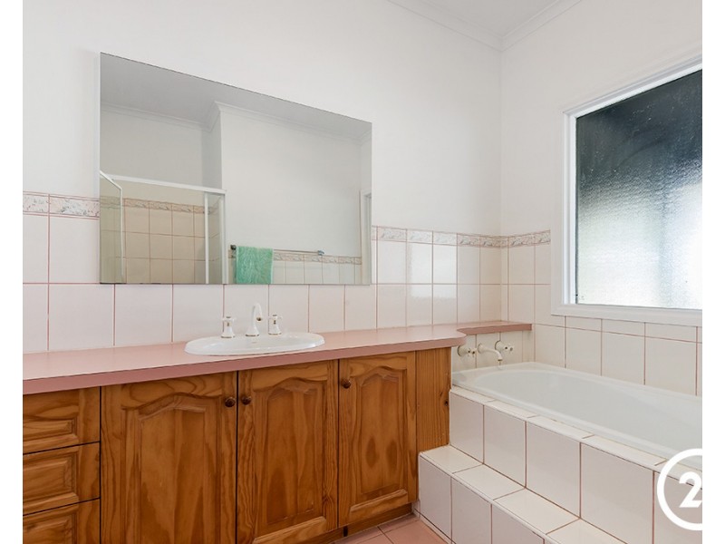 23 Snowden  Street, Echuca VIC 3564