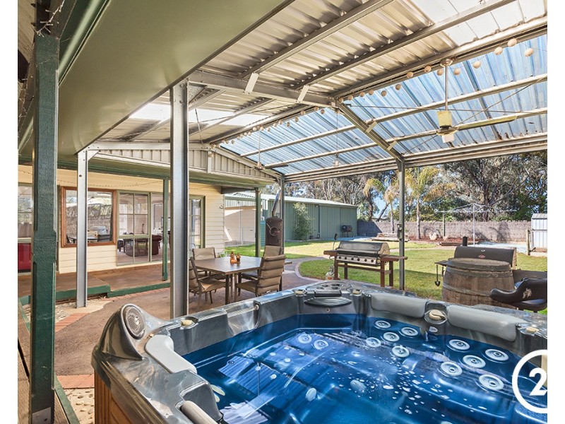23 Snowden  Street, Echuca VIC 3564
