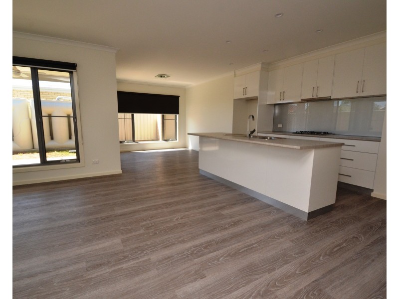 22 Eyre Street, Echuca VIC 3564