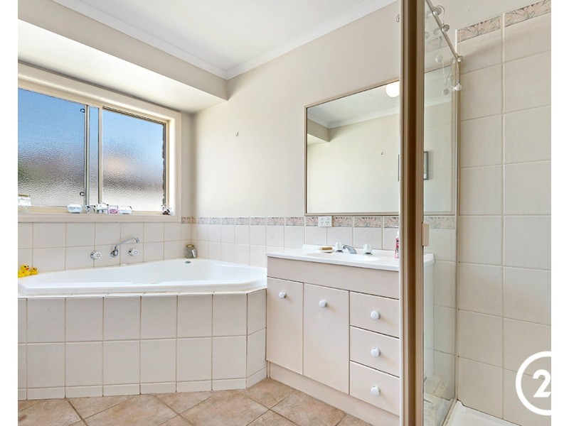 4 Pelican Place, Moama NSW 2731