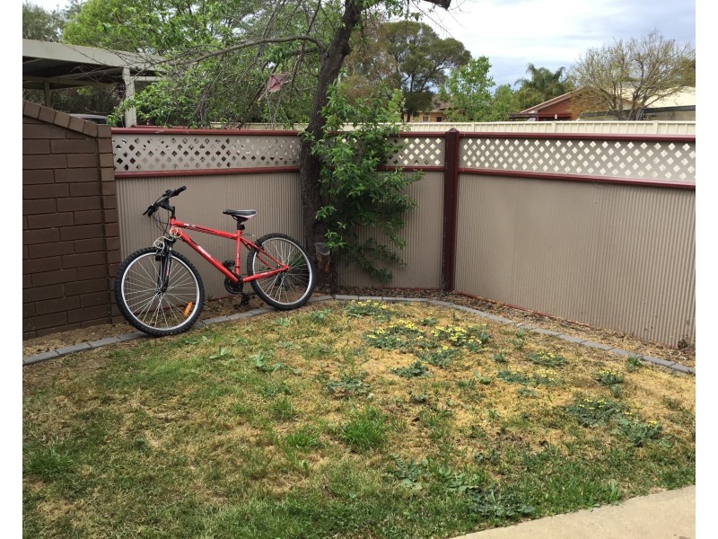 2/28 Premier Street, Echuca VIC 3564