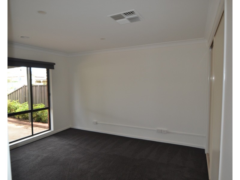 1/136 Pakenham Street, Echuca VIC 3564