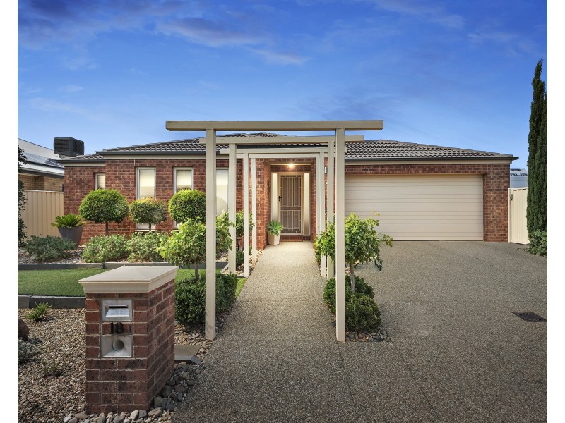 18 Riverina Parade, Echuca VIC 3564