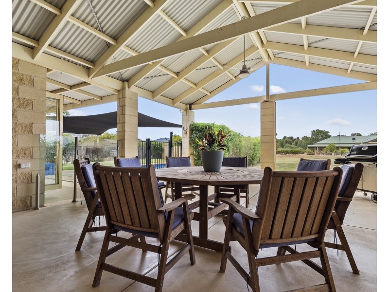 10 Ikona Drive, Echuca VIC 3564