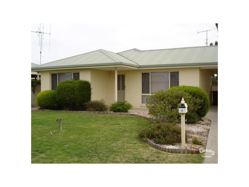 3 Alfred Avenue, Echuca VIC 3564