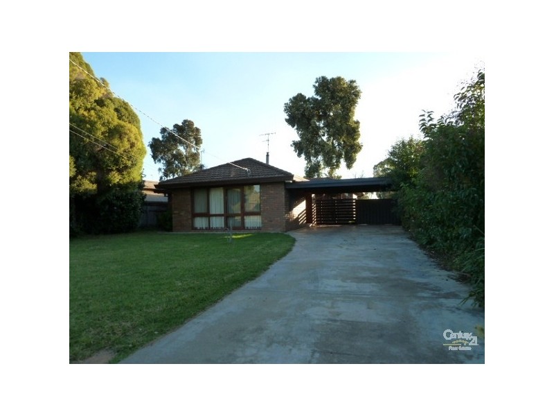 27 Shackell Street, Echuca VIC 3564
