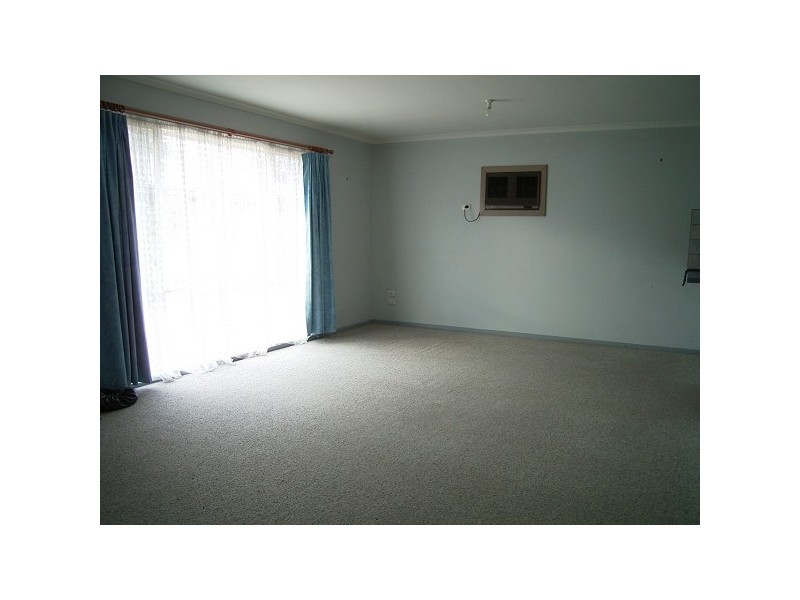 1/102 Crossen Street, Echuca VIC 3564