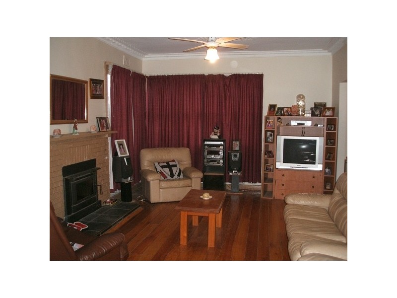 303 Ogilvie Avenue, Echuca VIC 3564