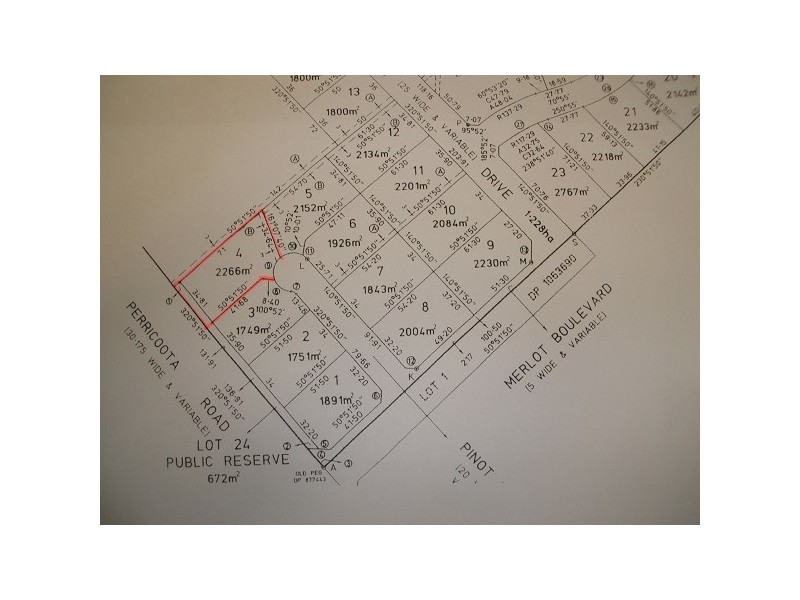 4 Pinot Ct, Moama NSW 2731