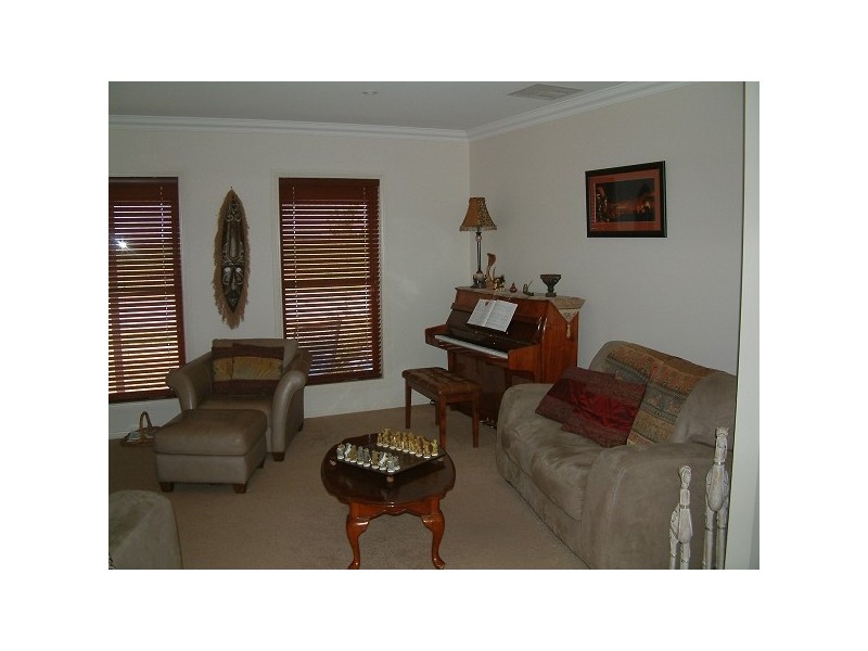 2 Parkview Drive, Echuca VIC 3564