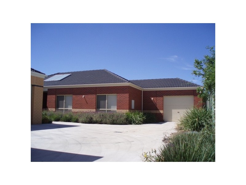 2/219 McKinlay Street, Echuca VIC 3564