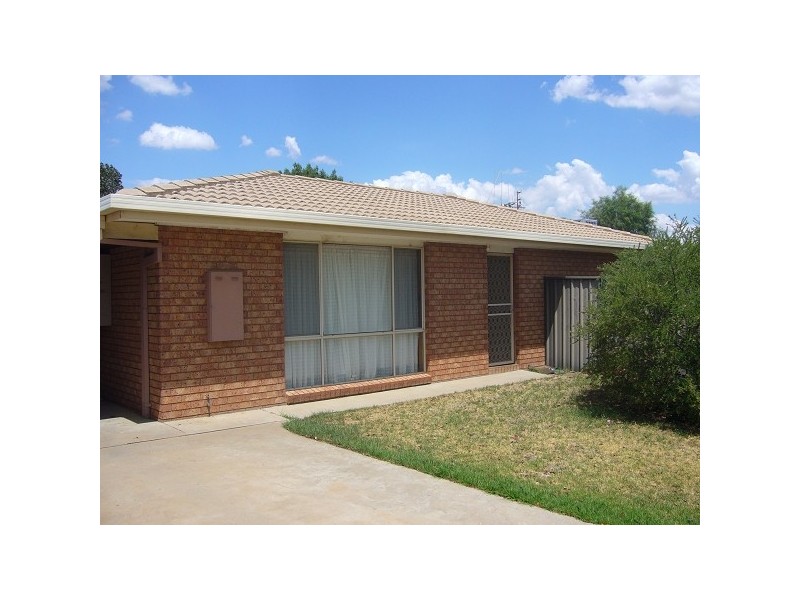 3/102 Crossen Street, Echuca VIC 3564