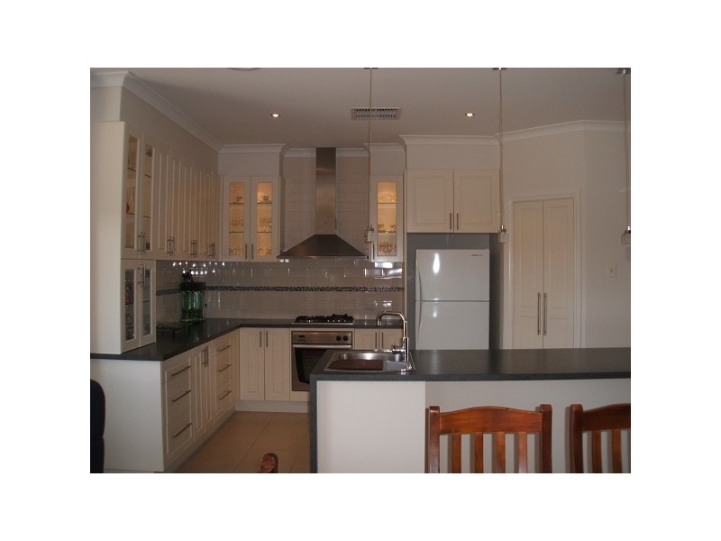 12 Willicent Tce, Echuca VIC 3564