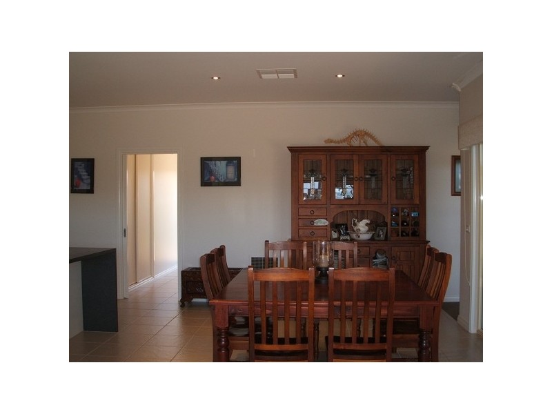 12 Willicent Tce, Echuca VIC 3564