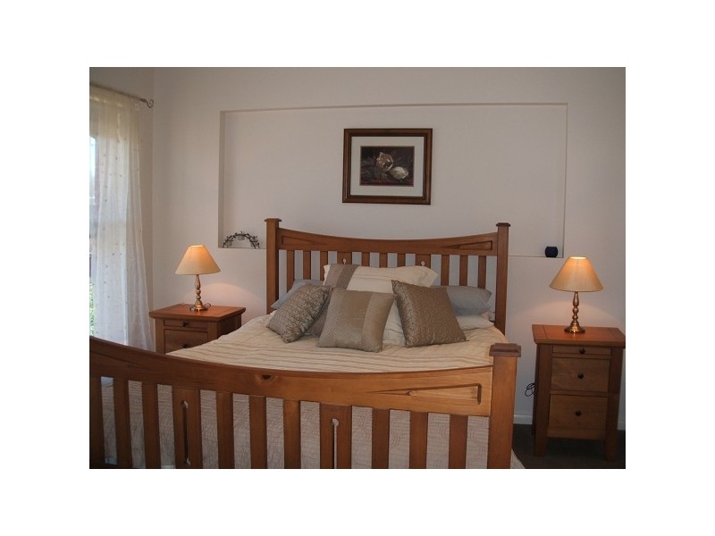 12 Willicent Tce, Echuca VIC 3564