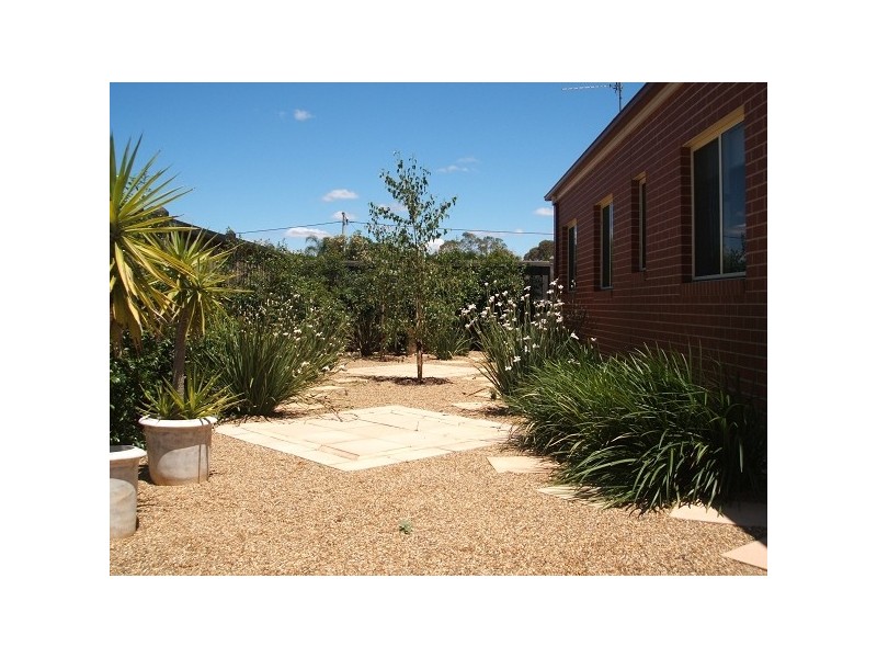 12 Willicent Tce, Echuca VIC 3564