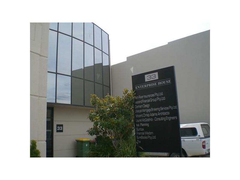 33 Nish Street, Echuca VIC 3564