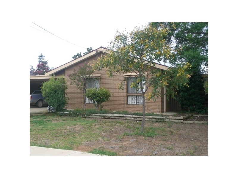 19 Rutley Crescent, Echuca VIC 3564
