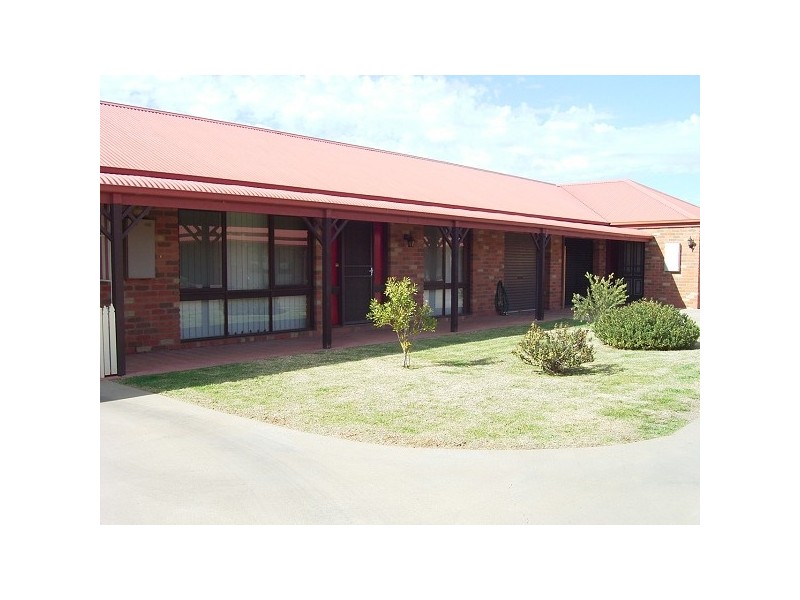 Unit 2, 5 Elizabeth St, Echuca VIC 3564