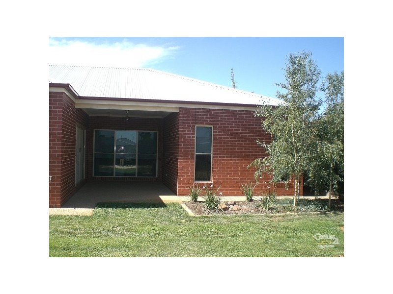 12 Willicent Terrace, Echuca VIC 3564