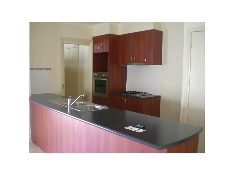 2/2 Riverina Parade, Echuca VIC 3564