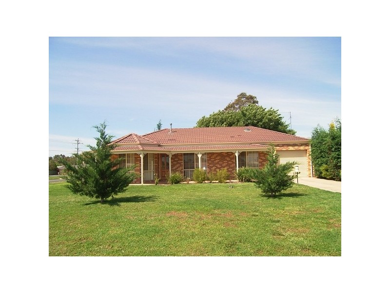 15 Council Street, Moama NSW 2731