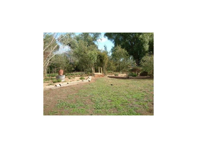 84 Vise Road VIA BAMAWM, Echuca VIC 3564