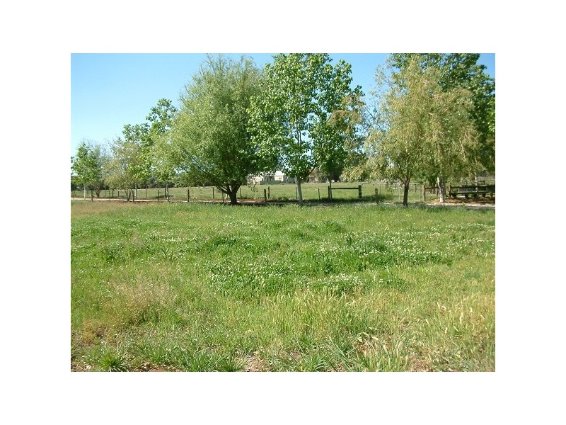 104 Hicks Road, Echuca VIC 3564