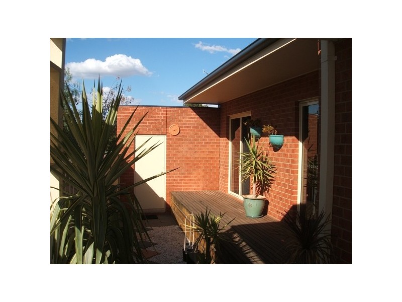 2/114 Sutton St, Echuca VIC 3564