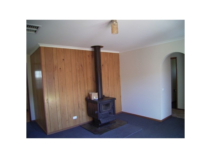 27 Shackell Street, Echuca VIC 3564